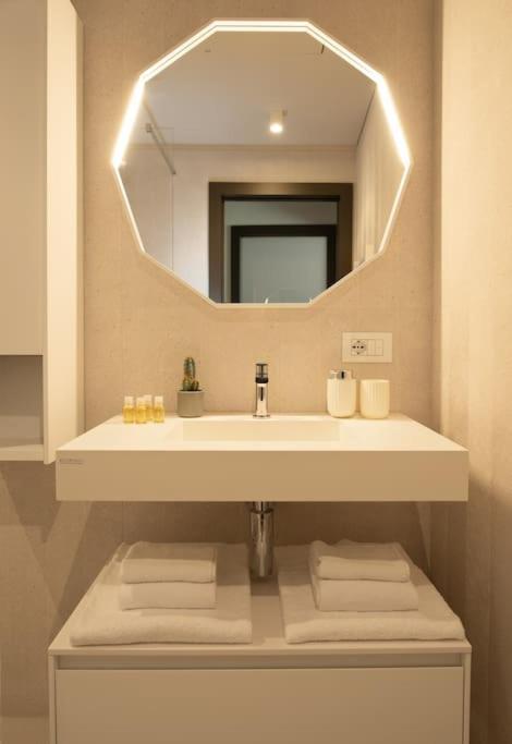 Cicerone Apartment Bergamo Eksteriør billede